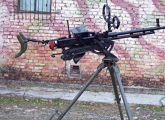DShK M1938 Sovjet zwaar machinegeweer Albanese DShK 12.7 mm luchtafweer mitrailleur van Chinese oorsprong gemonteerd voor close air defence taken