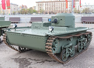 T-38 amfibische verkenningstank Sovjet T-38 amfibische tank tentoongesteld in Park Gorky Moskou tijdens militaire expositie mei 2022 op Pushkin kade