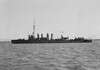USS Hovey Luzon 1945 torpedotreffer en verlies USS Hovey DMS-11 bij Mare Island 1942 met vier schoorstenen en bewapening zichtbaar langs dek en opbouw