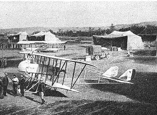 Farman MF.11 Shorthorn 1914: Franse verkenner Farman MF.11-vliegtuig in Servië in 1915 tijdens de Eerste Wereldoorlog.